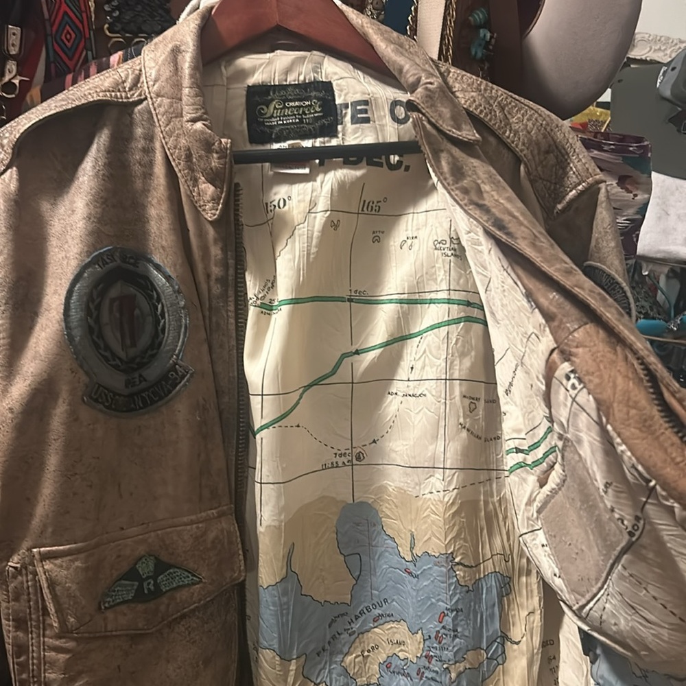 Genuine leather bomber jacket with patches and screen print on back. - Picture 3 of 6